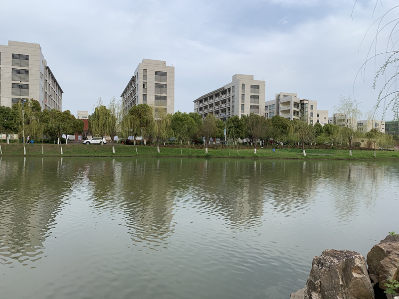 微信图片_20220324173704_副本.jpg